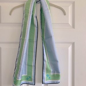 Vineyard Vines Silk Scarf 🦆 Blue and Green